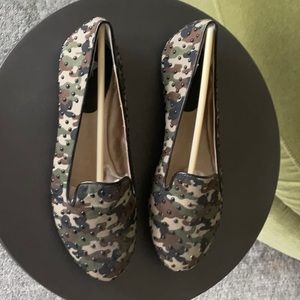 BP Nordstrom brand Camo flats size 4 1/2